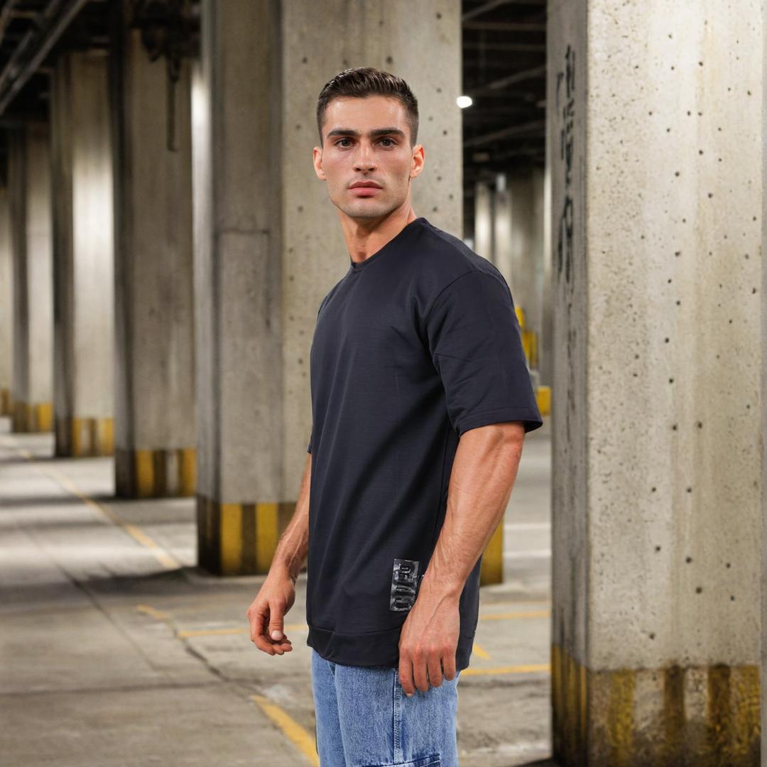 Men Solid Oversized T-shirt Black